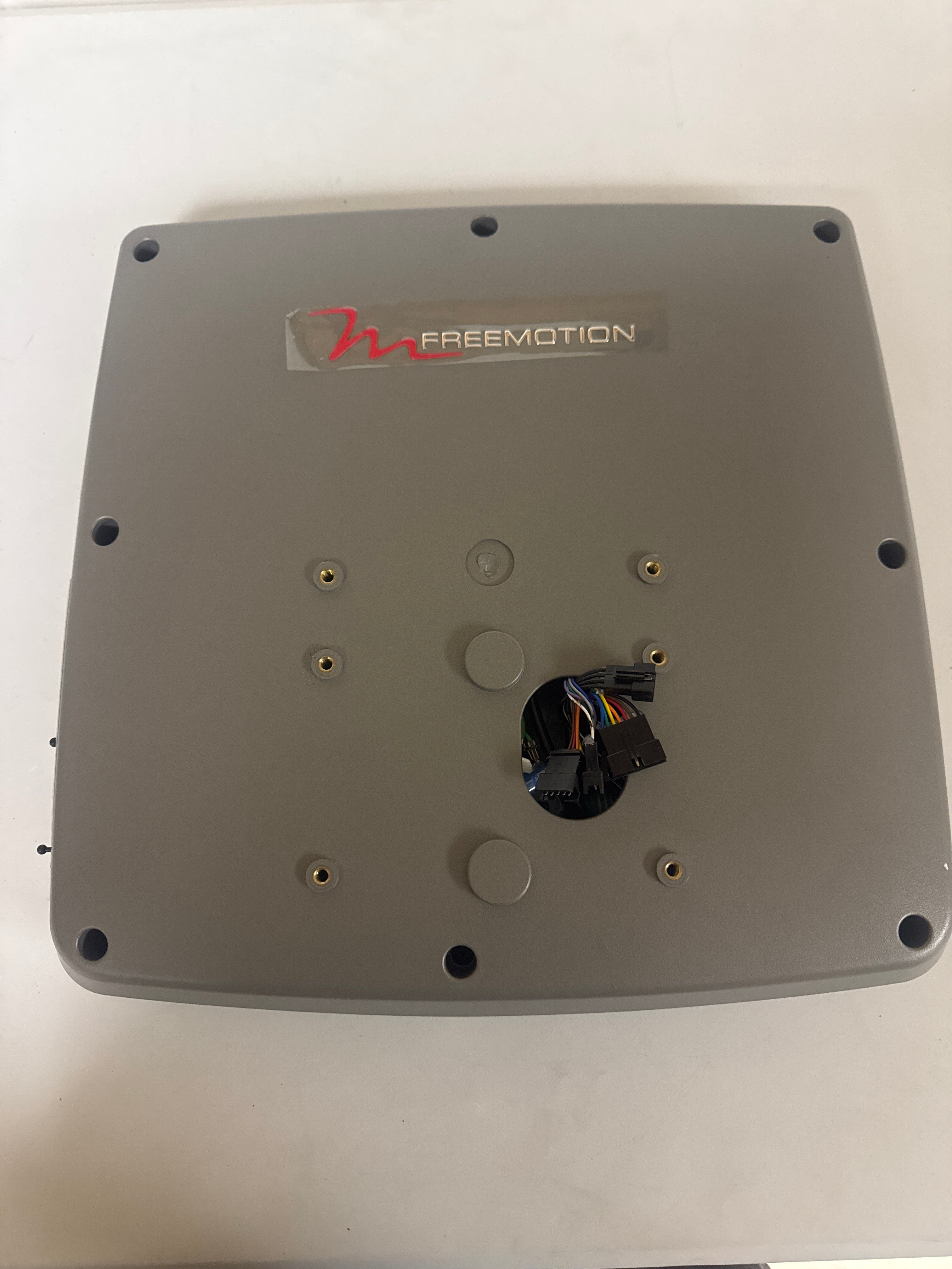 FreeMotion E10.6 Elliptical Console (Used)