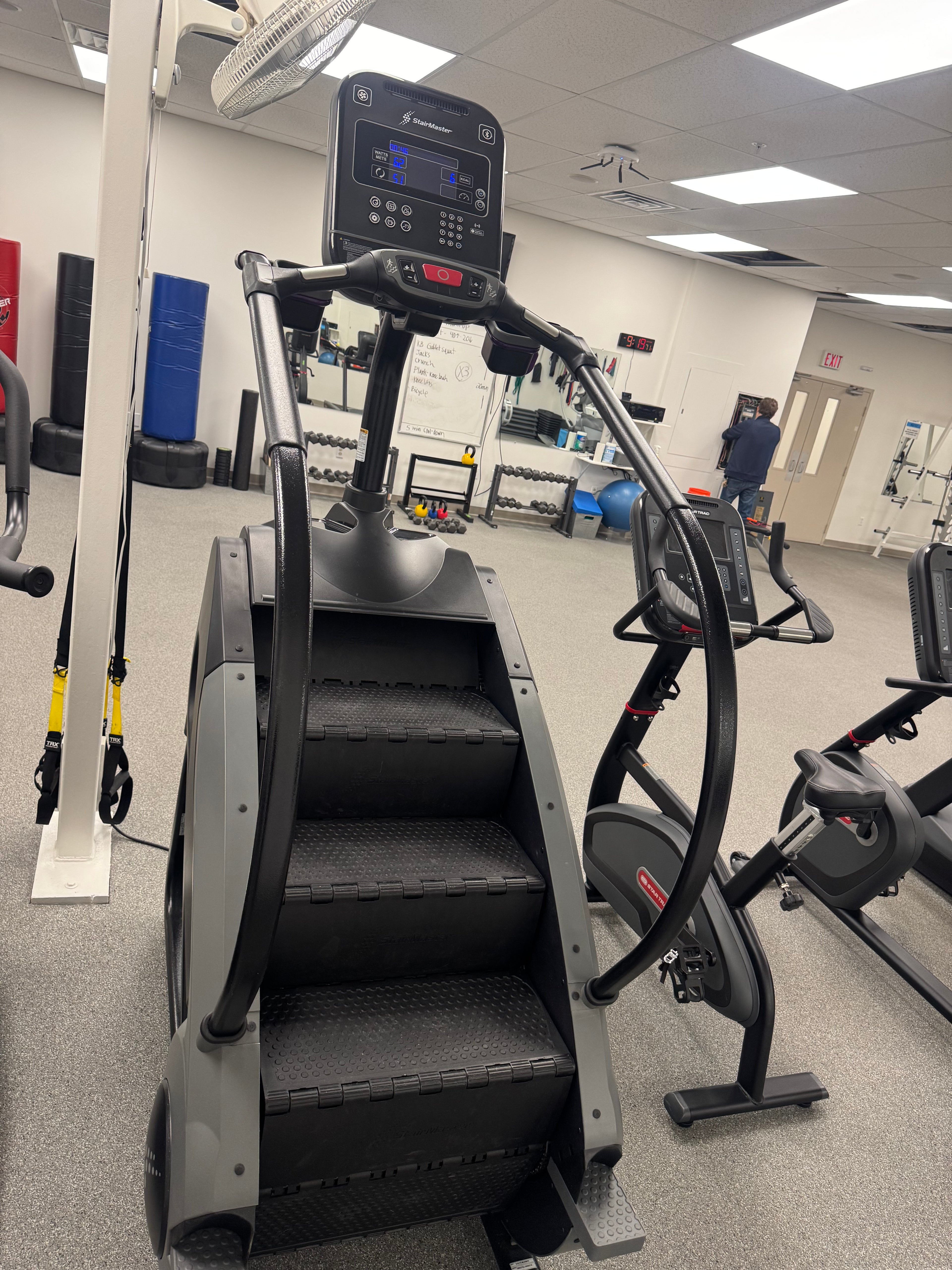 Stairmaster 8 Gauntlet StepMill