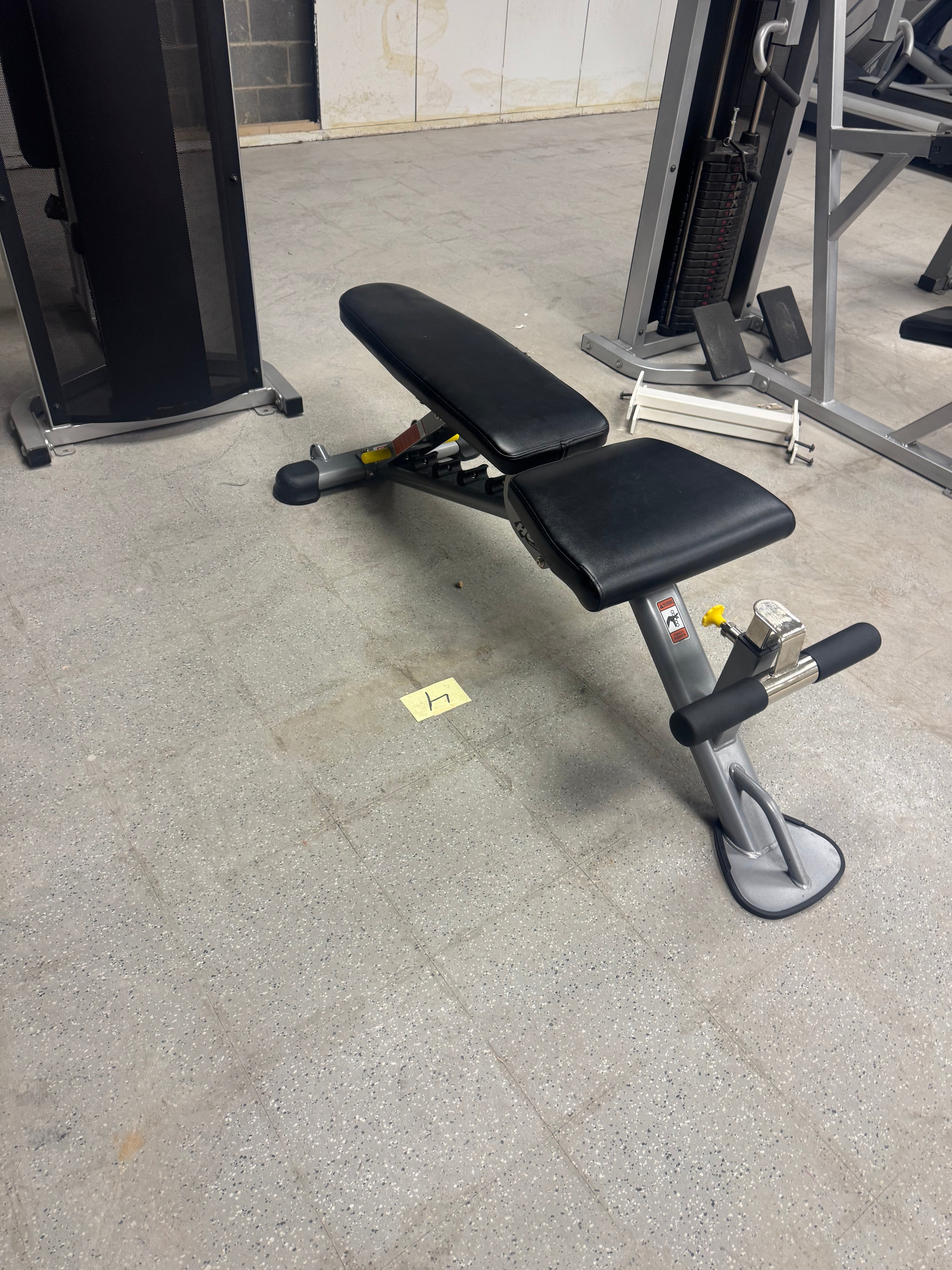 Hoist HF-5165 7-Position F.I.D. Bench