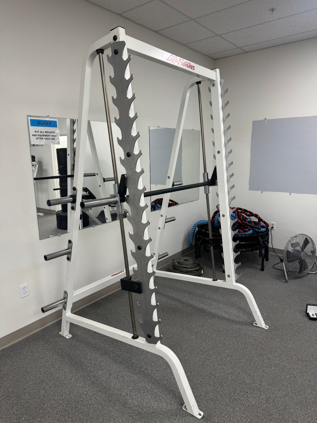 Life Fitness Fit Series Smith Machine