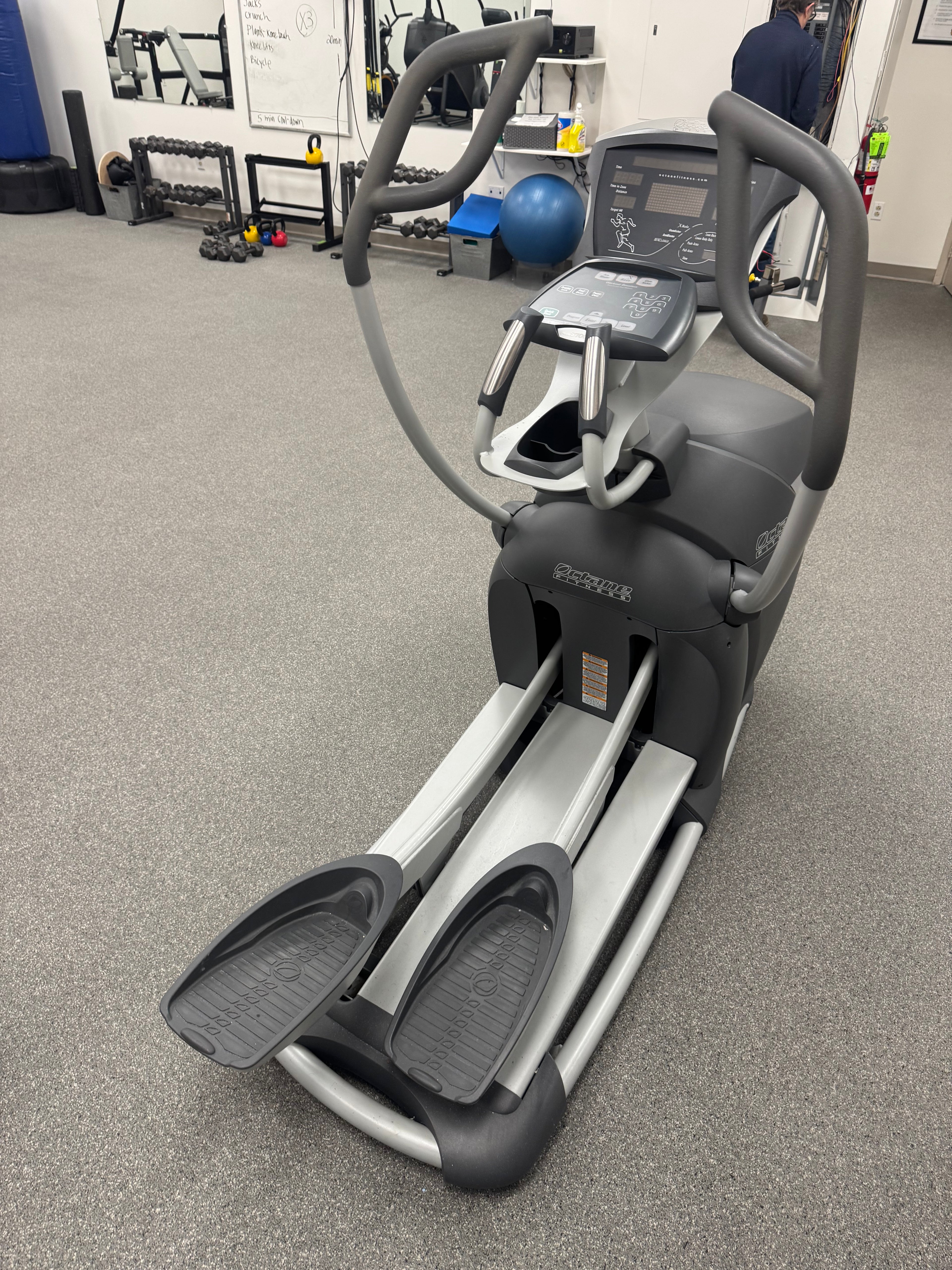 Octane Pro 3700 Elliptical