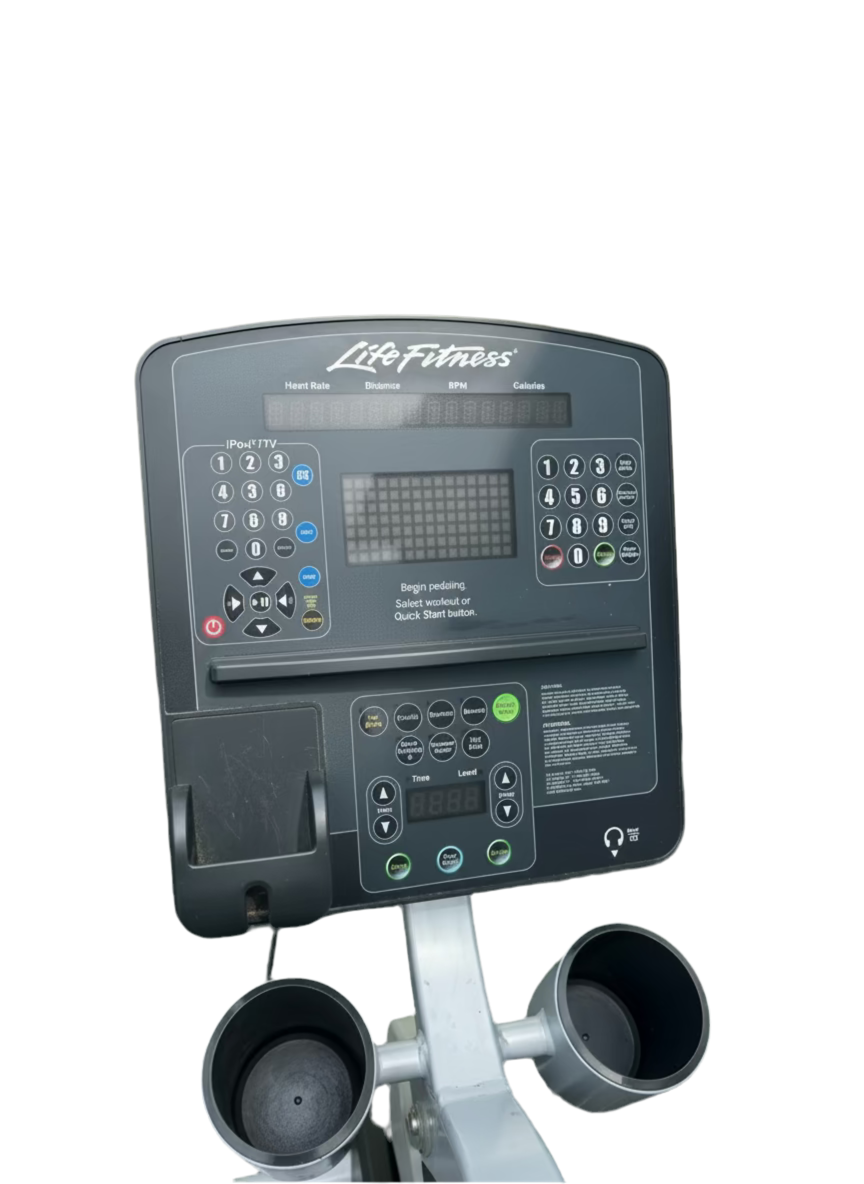 Life Fitness CLSC Upright Bike (Mechanically Refurbished)