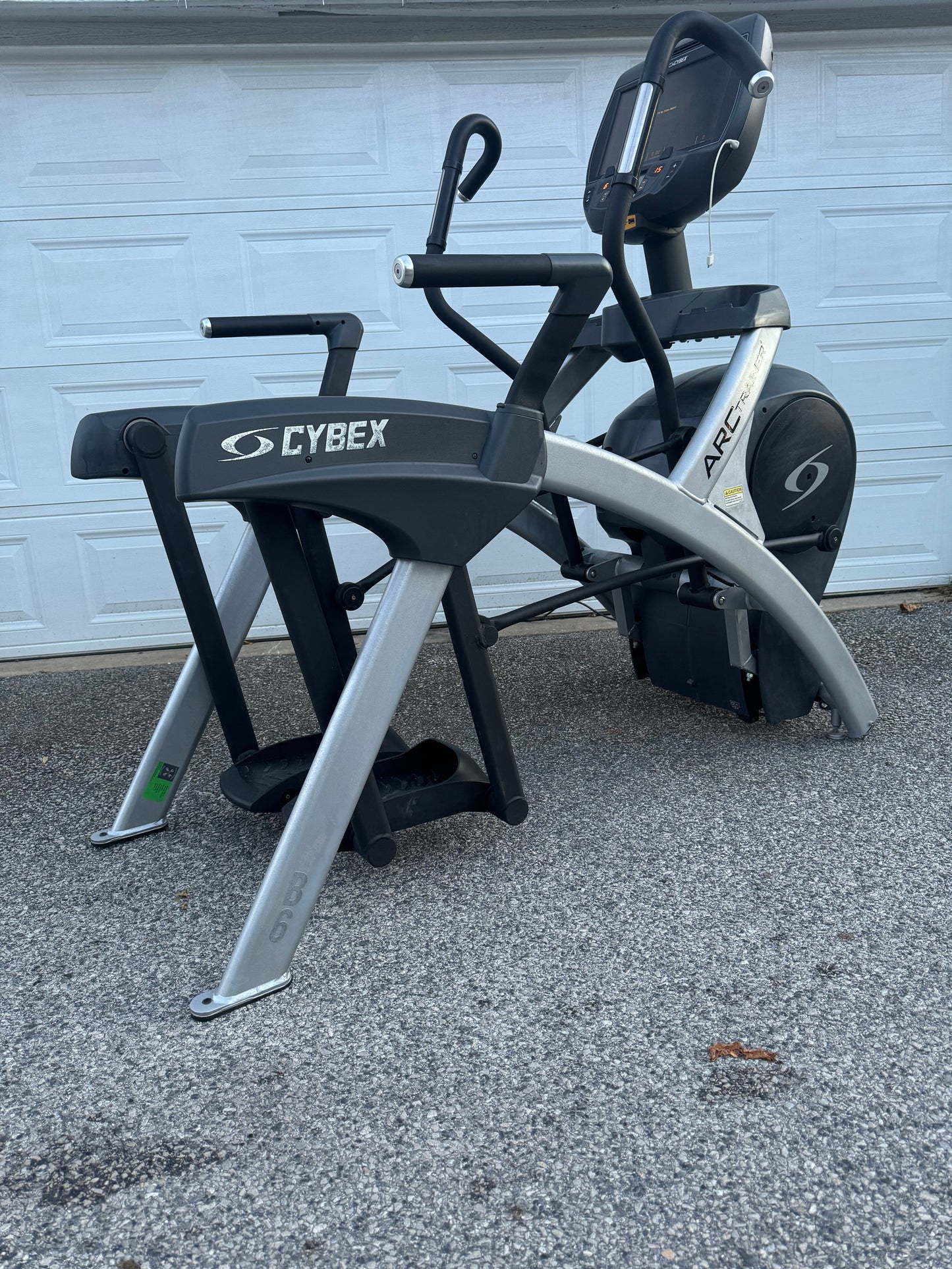 Cybex 772AT Arc Trainer